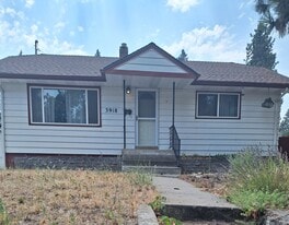 Building Photo - 3918 E 8th Ave