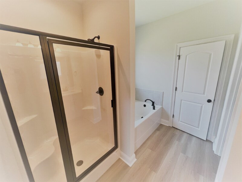 Building Photo - 18031 Evergreen Dr