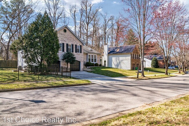 Building Photo - 3 br, 3 bath House - 7200 Old Chapel Drive