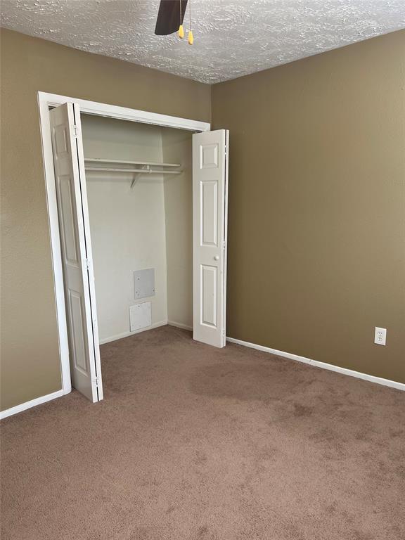 Building Photo - 6208 Vinewood Ln