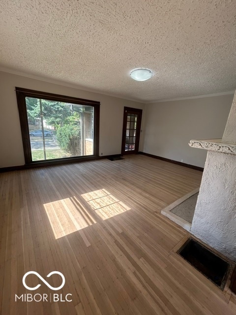 Building Photo - 811 Dequincy St
