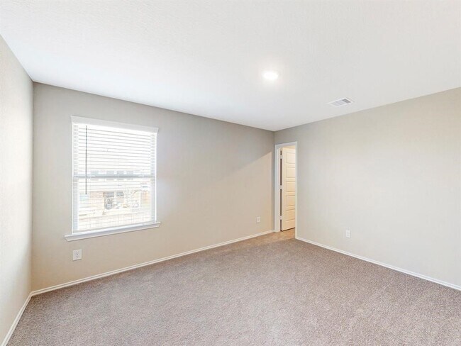 Building Photo - 15110 Armadillo Lookout Trail