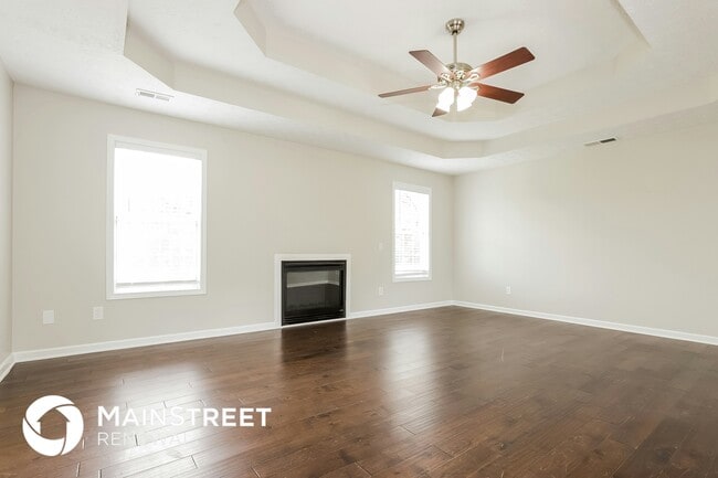 Building Photo - 7590 Winderemere Dr