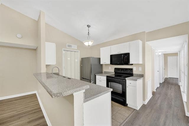 Building Photo - 6018 McAfee Dr