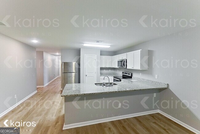 Building Photo - 236 Fox Chase Wy