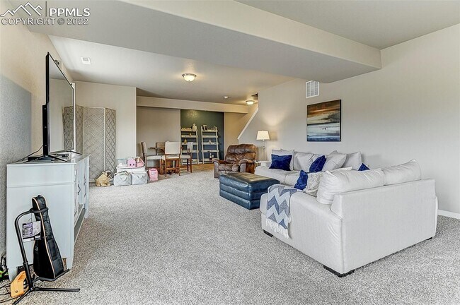Building Photo - 5 BED, 3 BATH, 3 CAR!! Amazing location in Monument, INCREDIBLE views!
