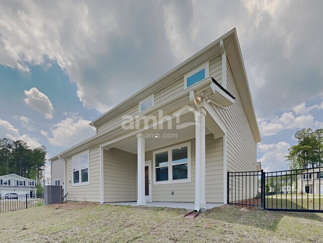 Building Photo - 116 Thatchet Dr