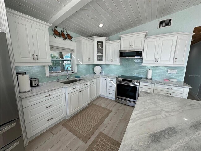 Building Photo - 5 Park Ave