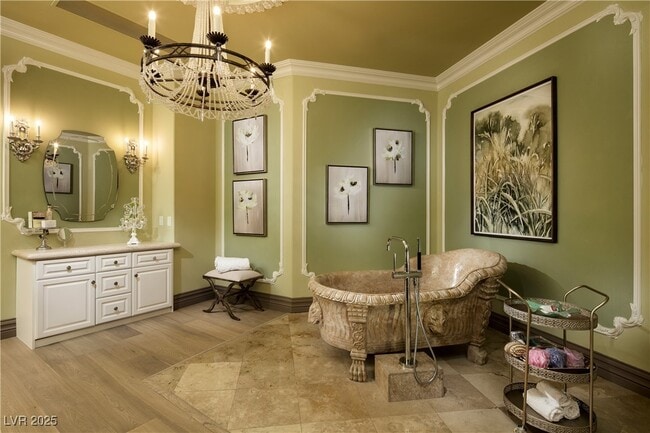 Building Photo - 8801 Palm Greens Ct