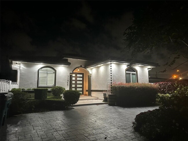 Building Photo - Southwest 3rd Street, Miami, FL 33184 - 4 BR 3 BA single-family home