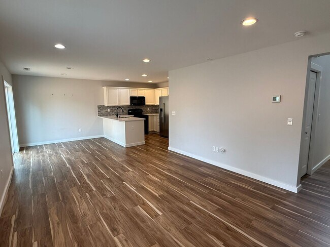 Building Photo - 3Bd/2.5Ba Maple Valley Home