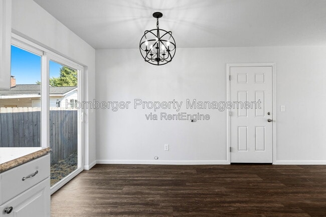 Building Photo - 14412 E Heroy Ln
