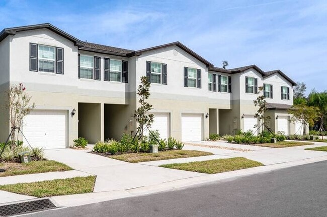Building Photo - 2 MONTHS FREE!! APPLY NOW! 3BED 2.5BATH