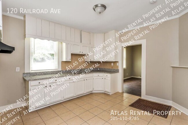 Building Photo - 120 Railroad Ave