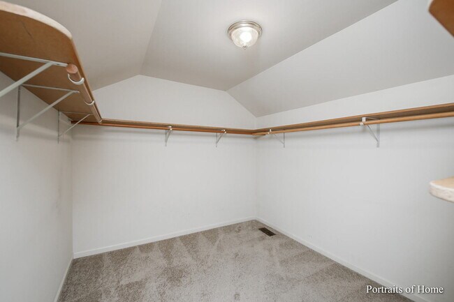 Building Photo - 2755 Newport Dr