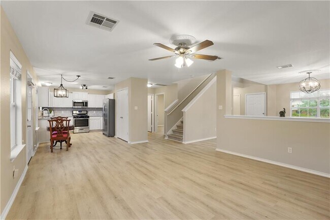 Building Photo - 299 Brandons Way