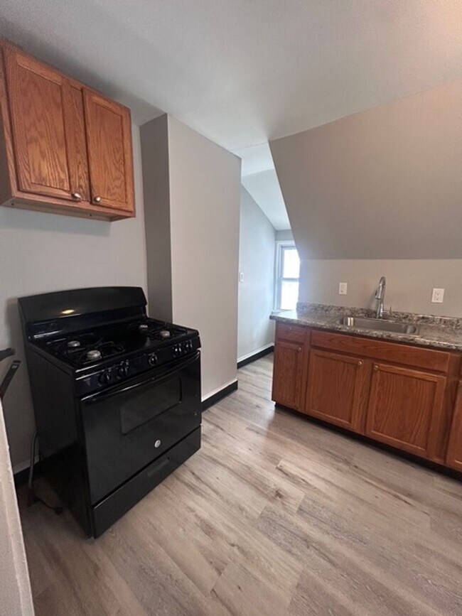 Building Photo - map2344