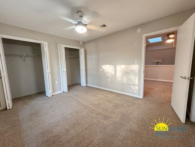 Building Photo - Gorgeous 3 Bedroom Home in Fort Walton Beach-near Hurlburt Field!