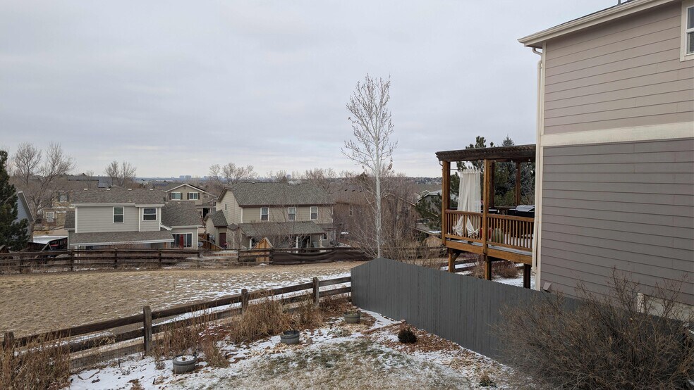 Building Photo - 5747 Jaguar Way