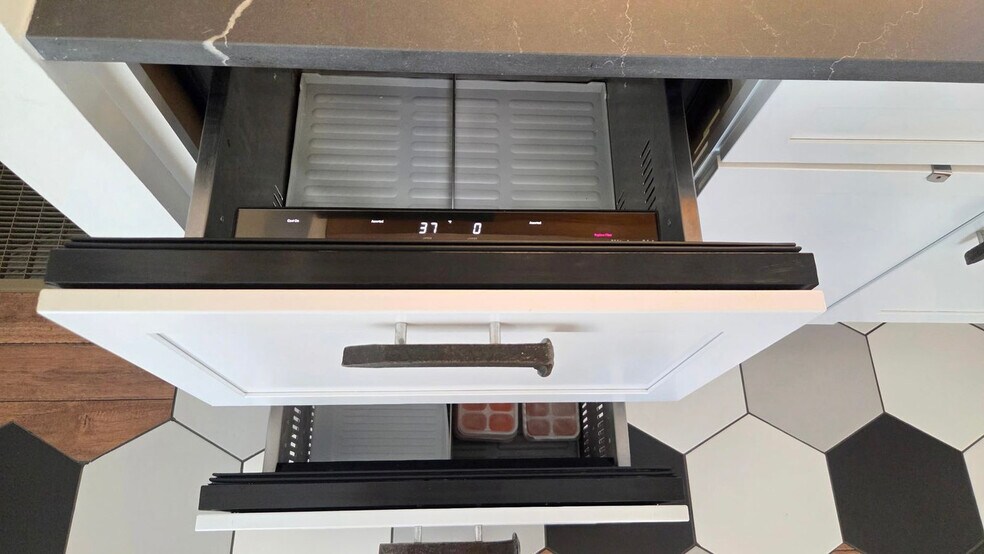 Building Photo - 69 Randolph St NE