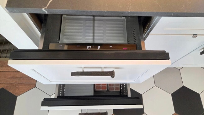 Building Photo - 71 Randolph St NE