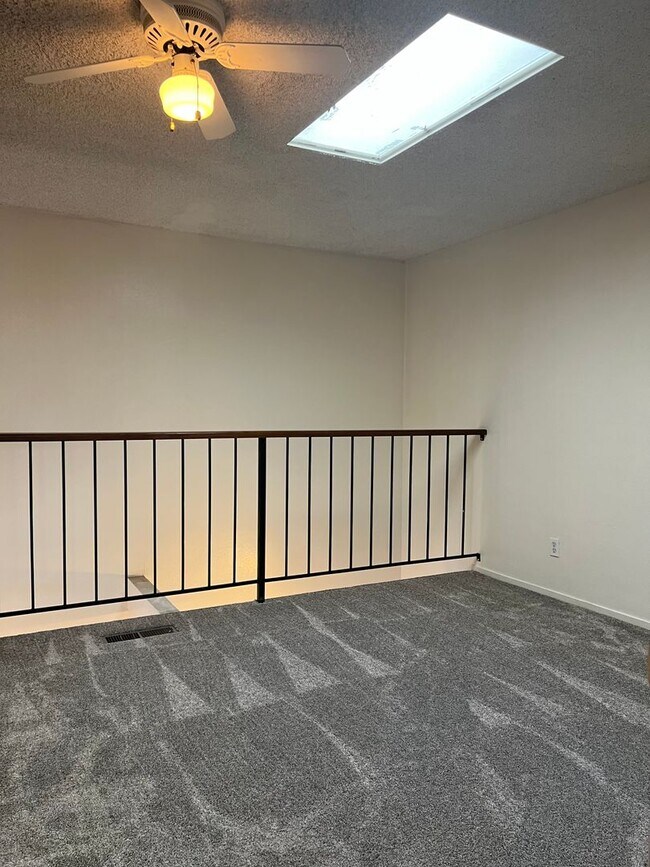 Building Photo - 2218 Cannonball Rd