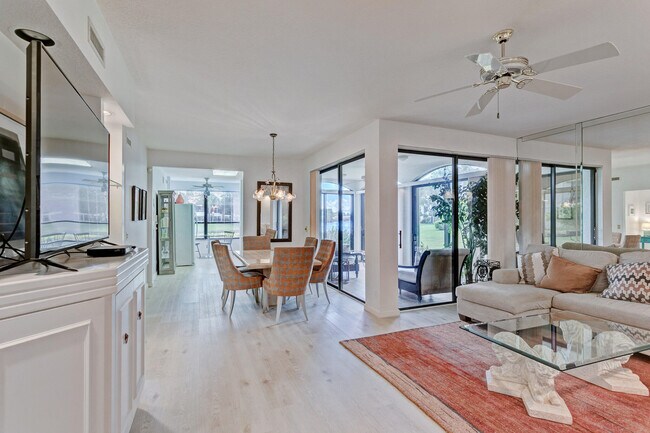 Building Photo - 3940 Back Bay Dr