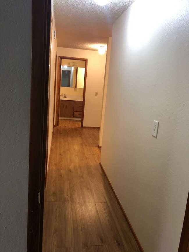 Building Photo - Spacious NW Corvallis Duplex - 3 Bedroom 1...