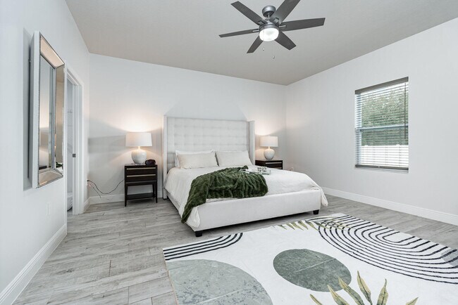 Building Photo - 448 St Andre Blvd