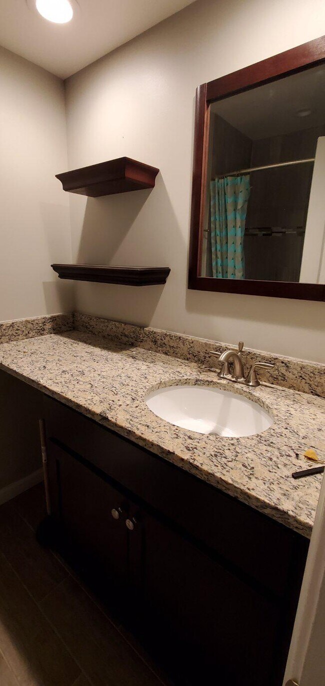 Building Photo - 5266 Leestone Ct