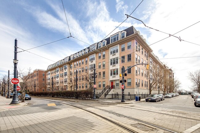 Building Photo - 149 Essex St