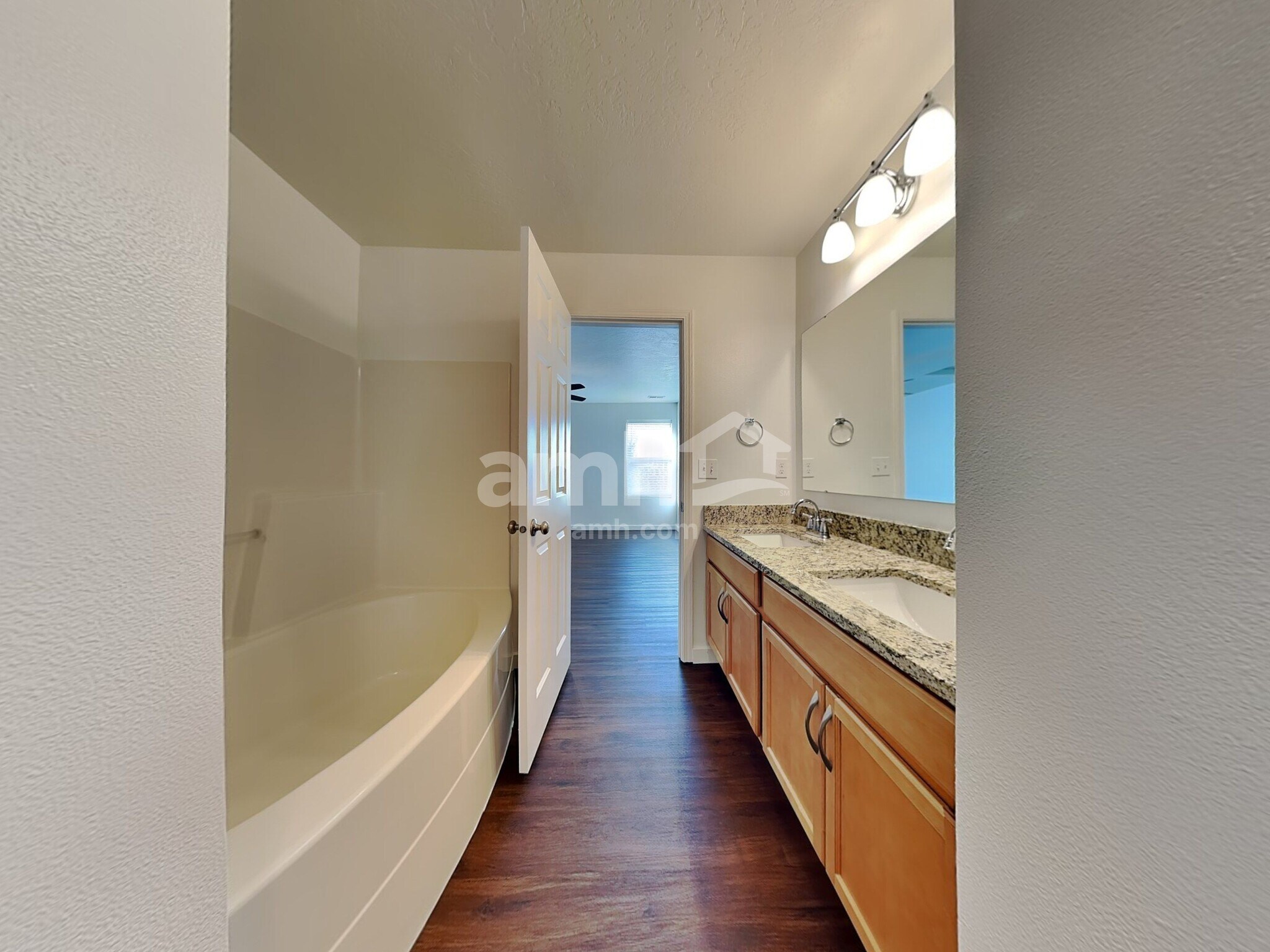 Building Photo - 4977 S Mosser Way