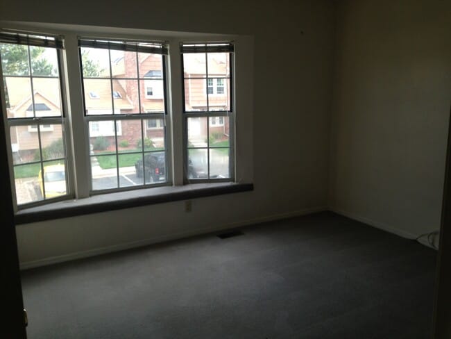 Building Photo - 17157 E Whitaker Dr
