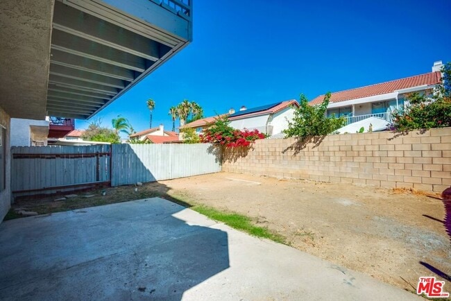 Building Photo - 13088 Tonikan Dr