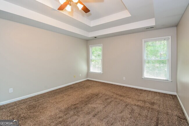 Building Photo - 226 Elmbrook Ln