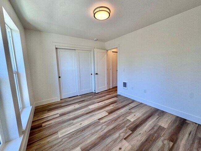 Building Photo - 1ST MONTHS RENT FREE! New Construction, Beautiful, Townhomes! 2 & 3 BEDRM UNITS AVAILABLE