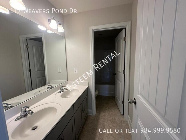 Building Photo - 4117 Weavers Pond Dr