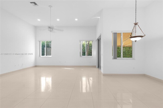 Building Photo - 8464 SW 138th St