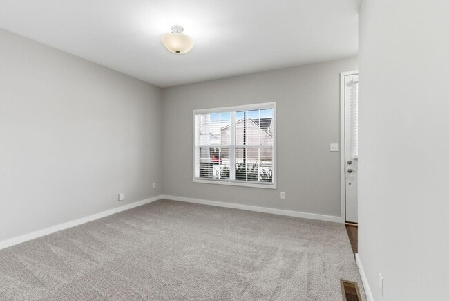 Building Photo - 1168 Autumn Ridge Dr