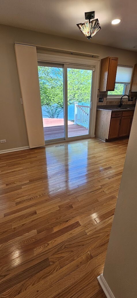 Building Photo - 450 Rosewood Crossing