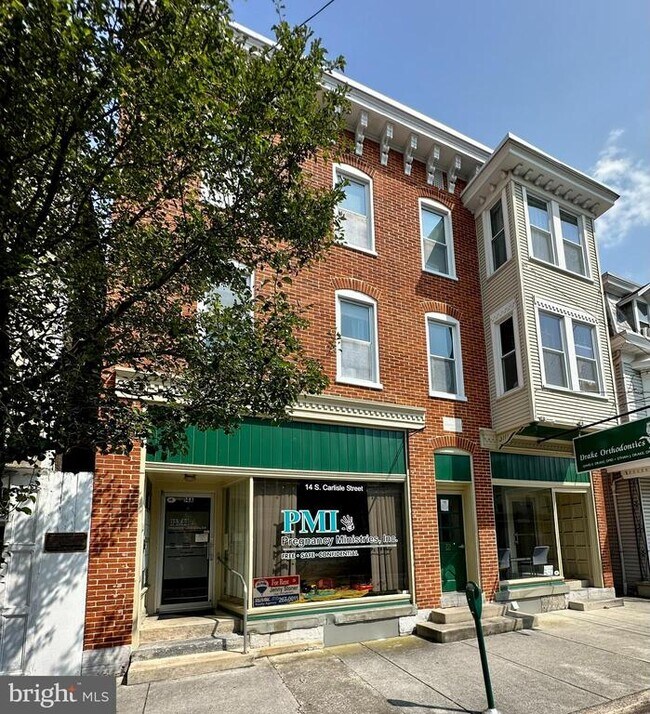 Building Photo - 12 N Carlisle St