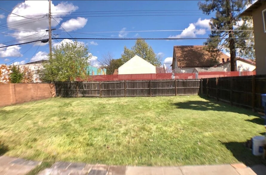 Building Photo - 771 Dixieanne Ave