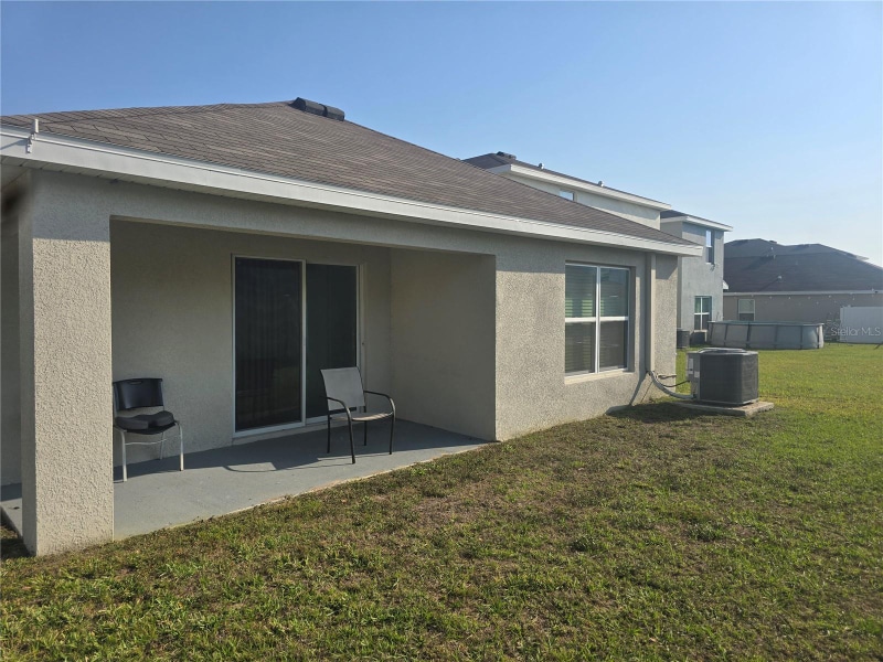Building Photo - 36562 Silver Maize Dr