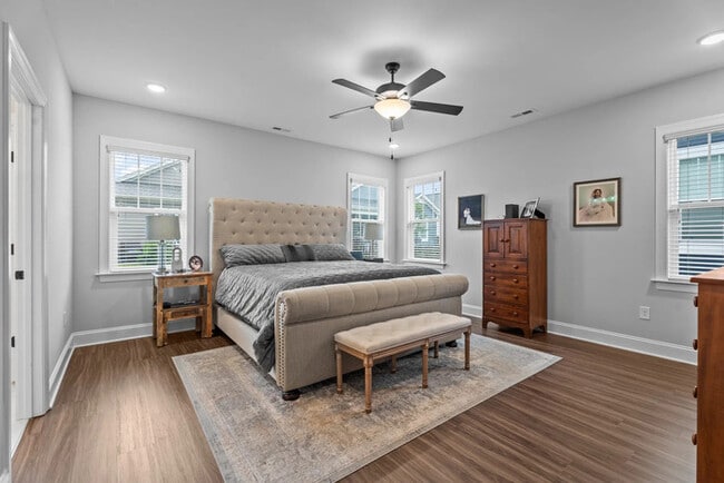 Building Photo - Build Equity While Leasing - Lease and Own...