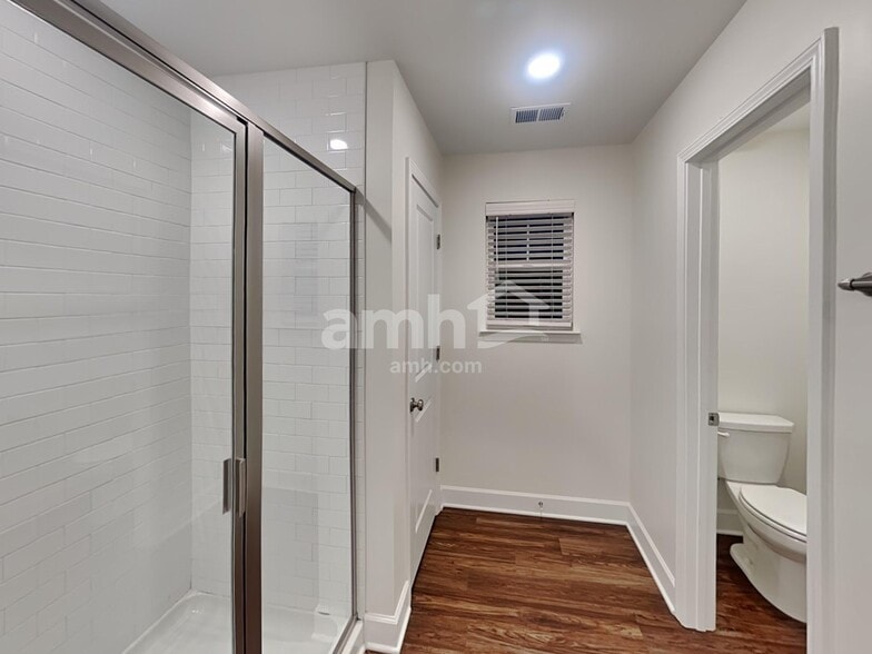 Building Photo - 4305 Spregan Way