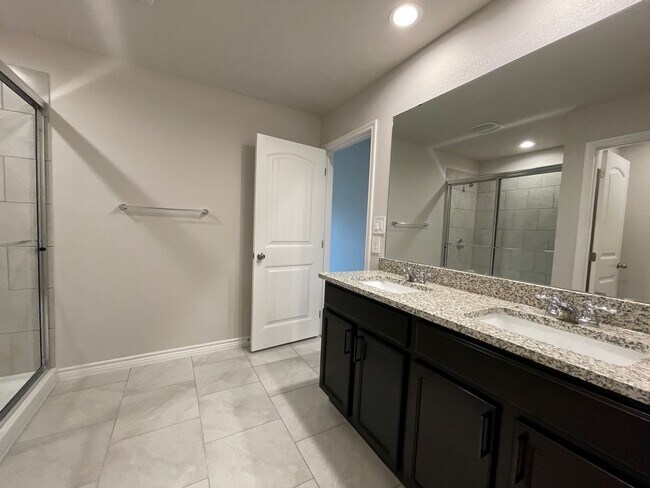 Building Photo - 7905 Schades Way