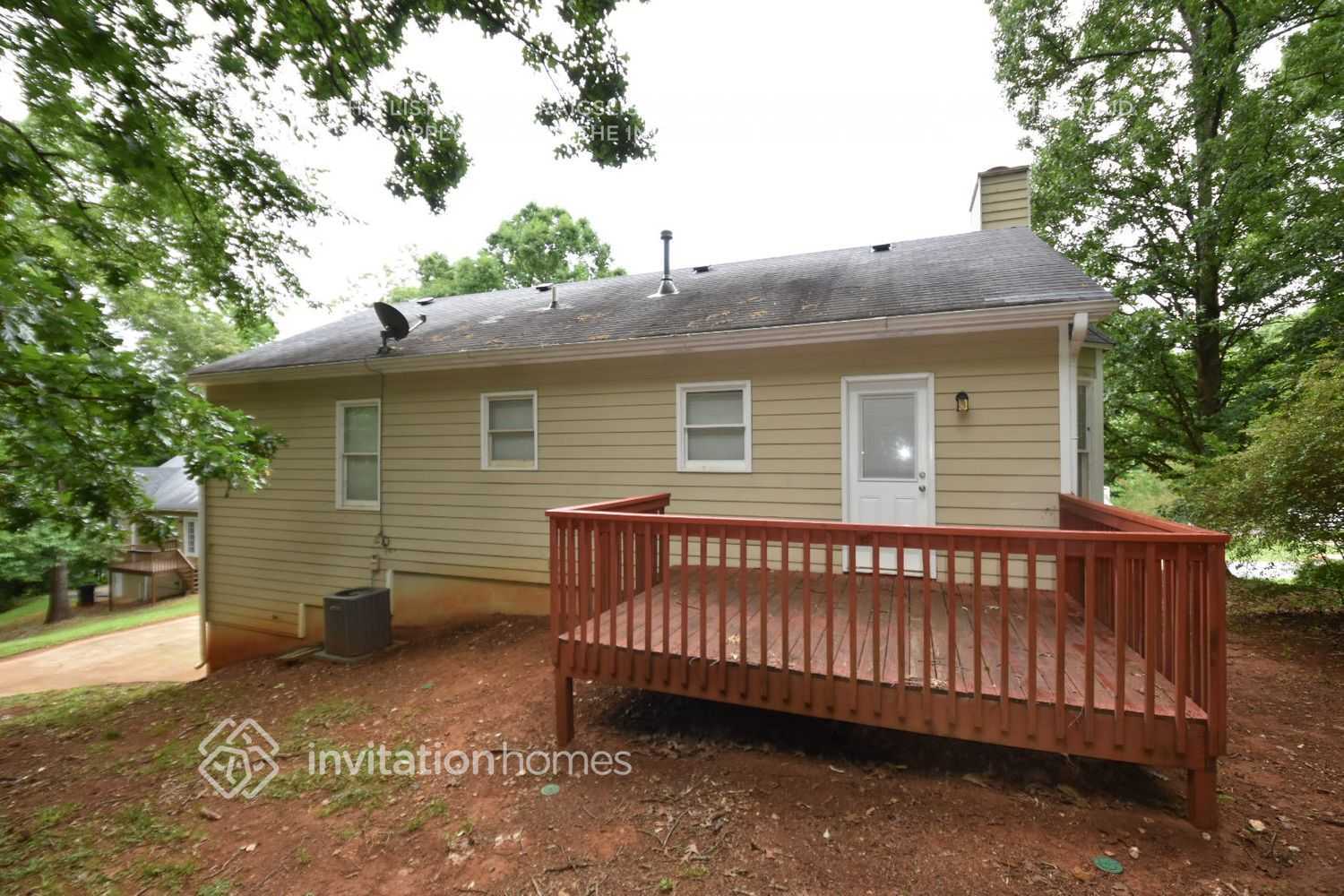 Building Photo - 147 Benell Ct