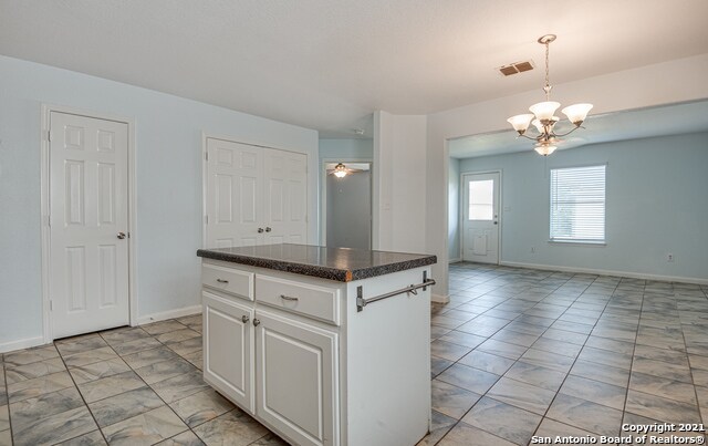 Building Photo - 11243 Country Canyon