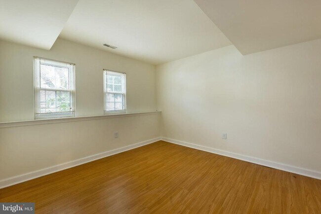 Building Photo - 734 Ivy League Ln
