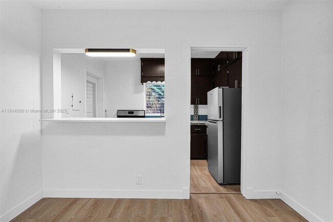 Building Photo - 12287 NE 7th Ave